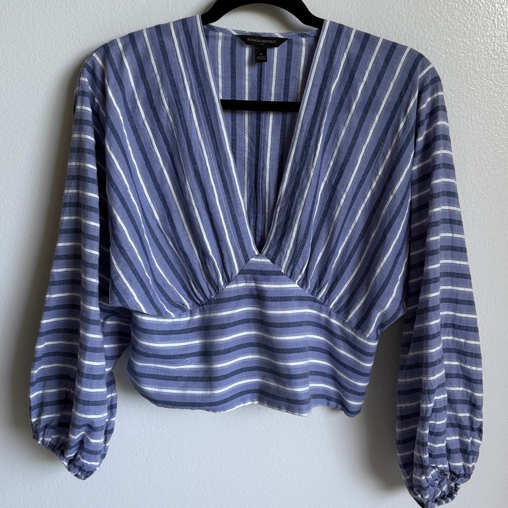 Banana Republic Cotton Striped Blue V-Neck Cropped Long Sleeve Blouse Top 8